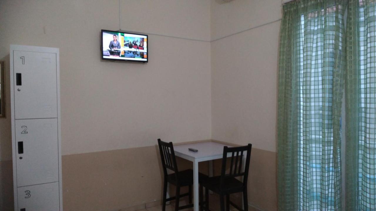 San Remo Hostel Athena Bagian luar foto