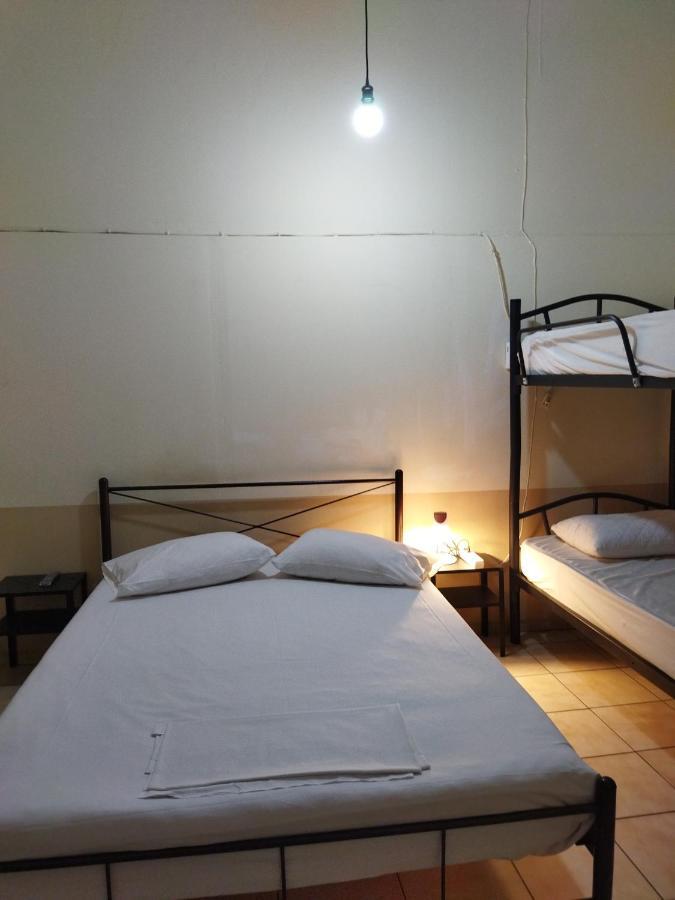 San Remo Hostel Athena Bagian luar foto