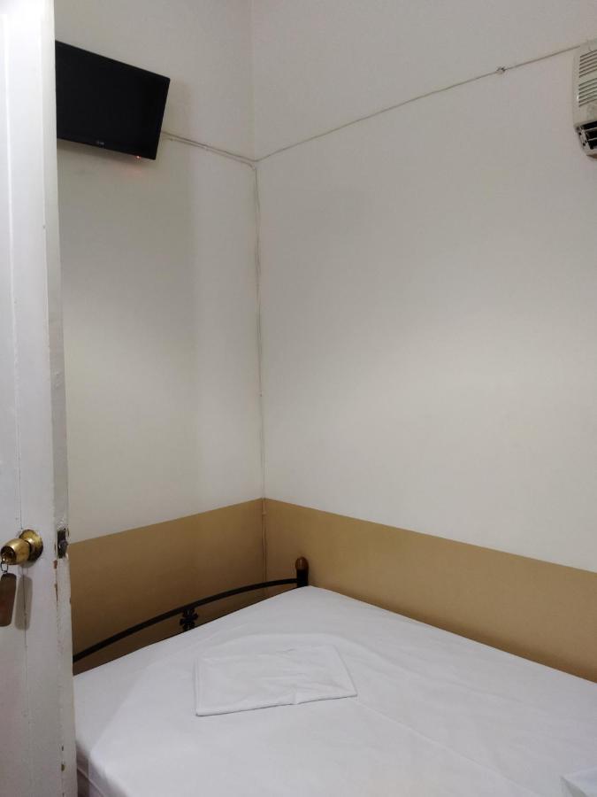 San Remo Hostel Athena Bagian luar foto