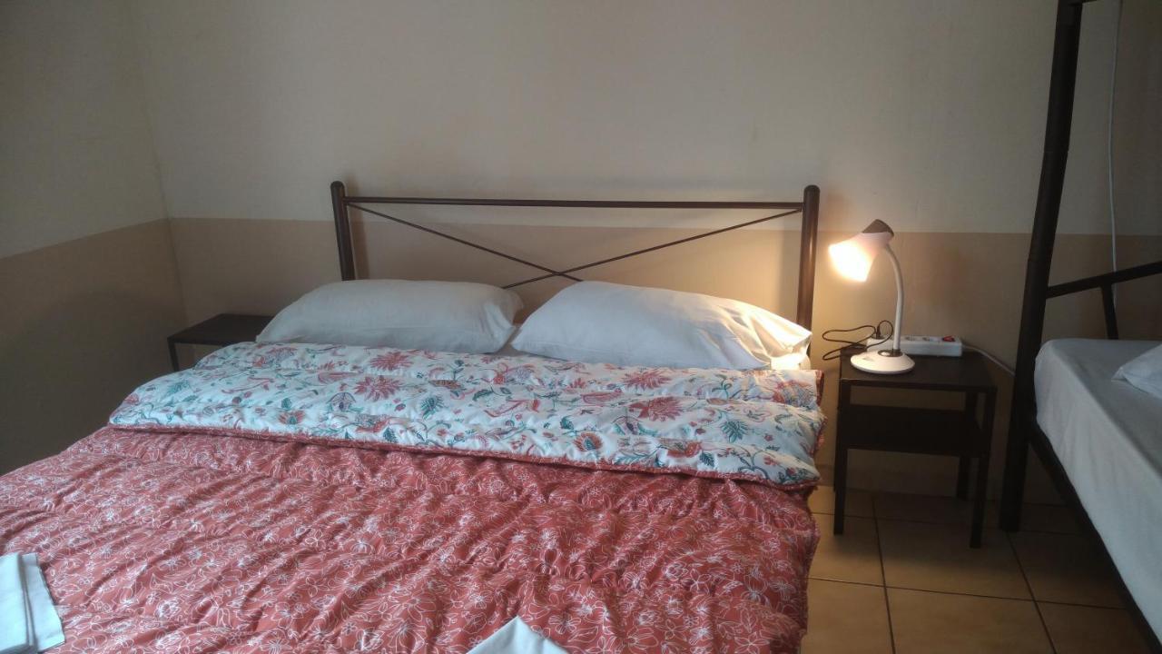San Remo Hostel Athena Bagian luar foto